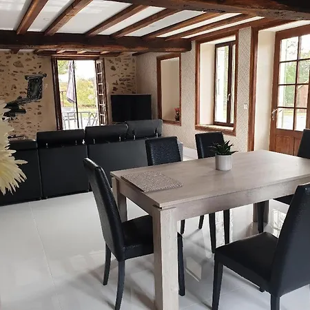 펜션 La Maison Du Lavaud Saint-Quentin-sur-Charente